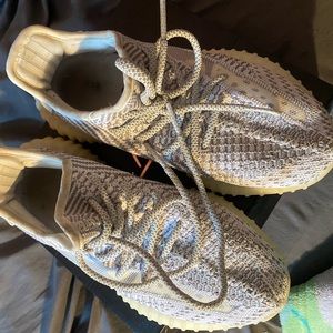 Yeezy 350 white